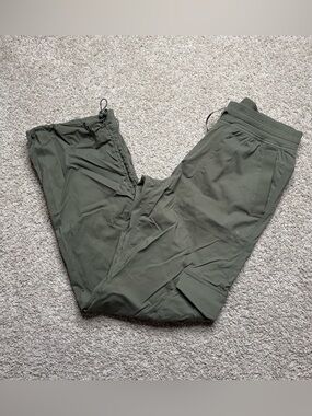 Lululemon Dance Studio Relaxed-Fit Mid-Rise Cargo Pant